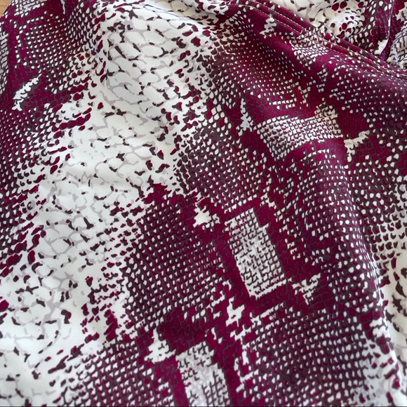 Like new Vix one piece swimsuit snake print - Picture 4 of 6